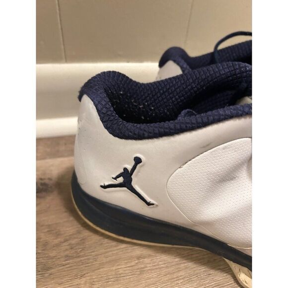 Nike Jordan Men\'s Basketball Shoes Size 13 White & Navy Blue main image 5